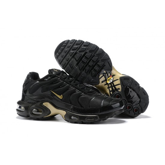 852630-001 Män Air Max Plus Tn Svart Guld Skor