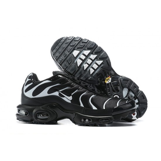 852630-038 Män Air Max Plus Tn Svart Grå Skor