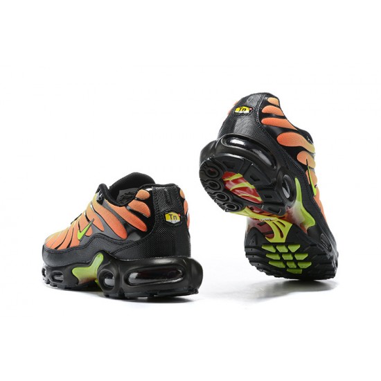 AQ9979-001 Män Air Max Plus Tn Svart Gul Skor