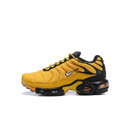 AV7940-700 Män Air Max Plus Tn Frequency Pack Gul Svart Skor 