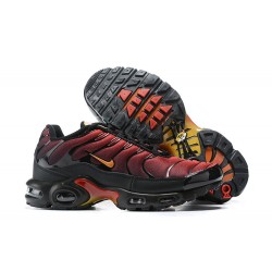 CV1636-002 Män Air Max Plus Tn Magma Pack Svart Röd Skor 